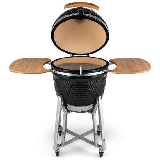 Afbeelding van de Kärcher K 4 Premium Power Control hogedrukreiniger inclusief slanghaspel, spuitlansen, T5 terrasreiniger en fles steen- en gevelreiniger